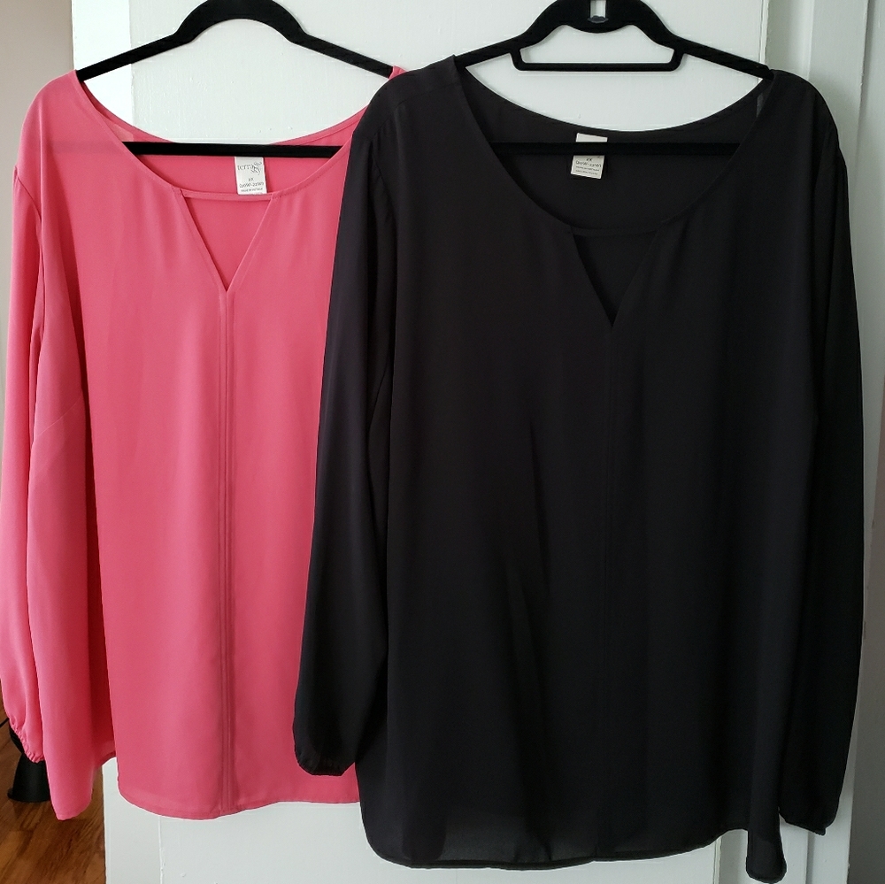 Set of 2 solid color tops